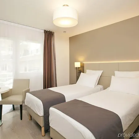 Séjours&affaires Grande Arche Apartahotel 2*